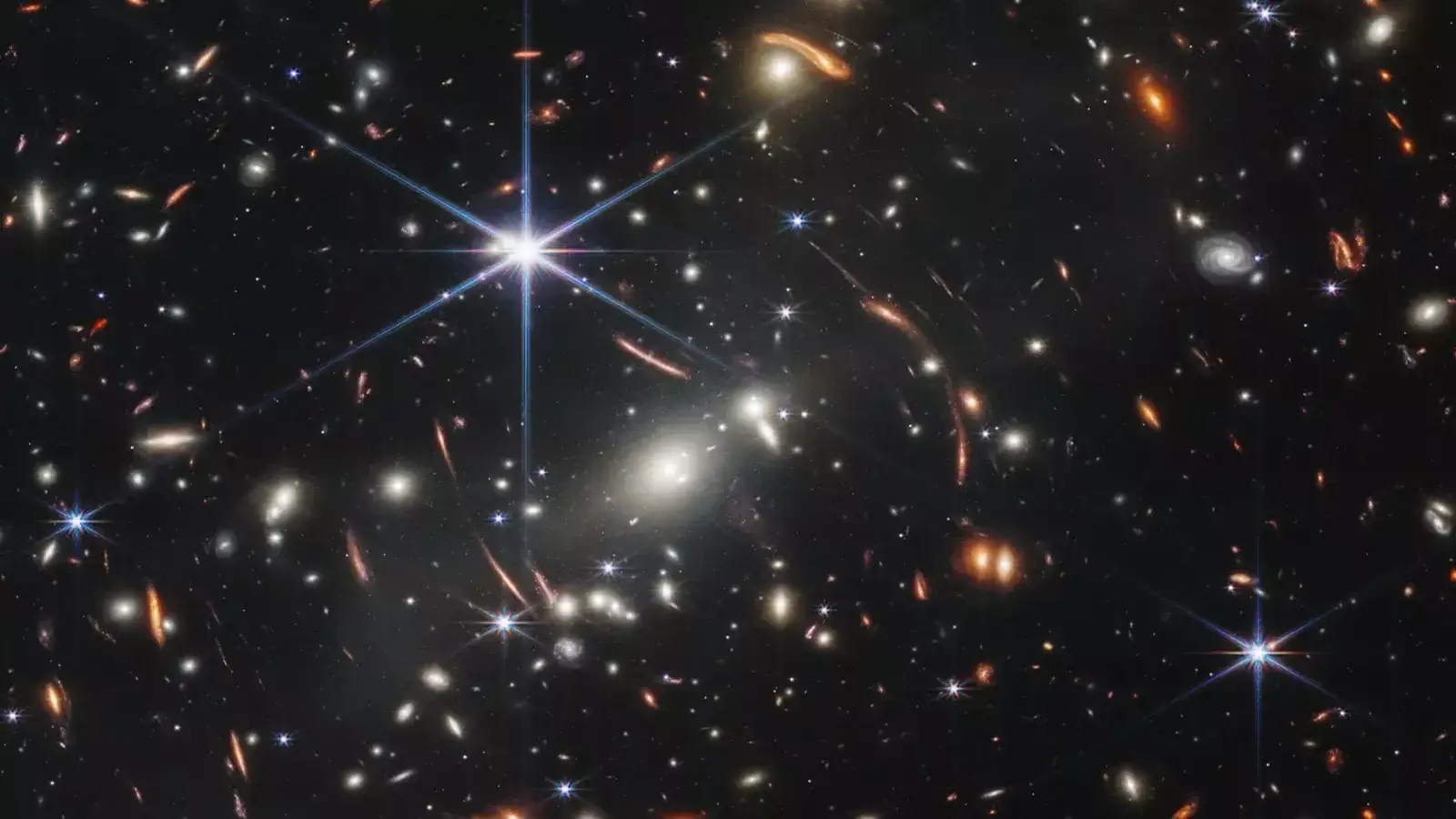 Des que els humans existim no hem parat de preguntar-nos sobre el nostre lloc al cosmos.